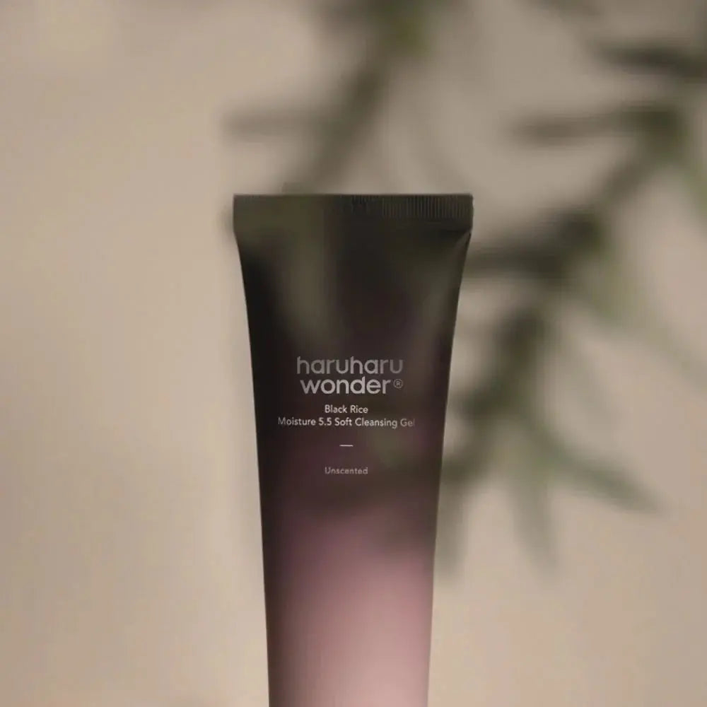 Haruharu Wonder - Black Rice Moisture 5.5 Soft Cleansing Gel - korean skincare - nashwa